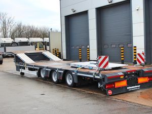 2025 KÄSSBOHRER 3 AXLE EXTENDABLE LOW LOADER - Image 4