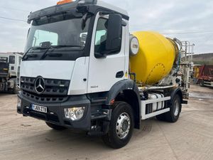 2020 Mercedes Mini Mix - Image 2