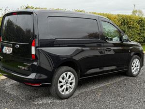 2024 Ford Transit Connect Limited 2.0 - Image 3