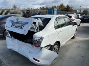 16 Corolla 1.5 Hybrid NCT 9/26 180km Drives - Image 3