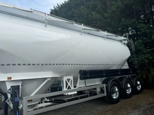 2025 FELDBINDER TANKER IN STOCK - Image 2