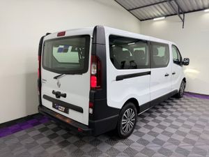 2022 (222) RENAULT TRAFIC LWB 9 SEATER 2.0 150BHP - Image 3