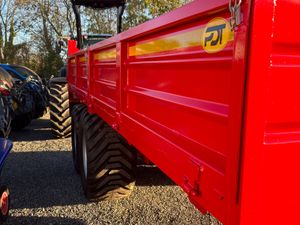 Donnelly 16ft box trailer! - Image 3