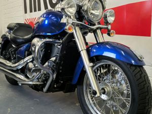 2011 Kawasaki VN900 Classic - Image 2
