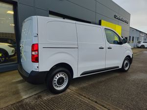 Opel Vivaro 252 SWB DEMO SALE - Image 3