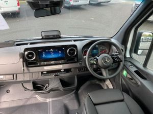 19 + D Accessible Sprinter - Immediate Delivery - Image 4