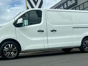 Renault Trafic Extra Sport 170hp 9speed Auto - Image 2