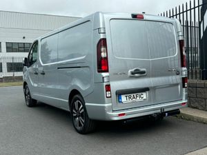 Renault Trafic Extra Sport 170hp 9speed Auto TOP S - Image 3