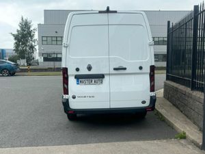 Renault Master FWD LM35 170hp Advance Auto - Image 4