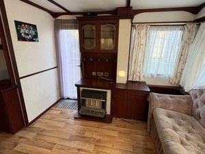 3 bedroom Mobile Home - Image 4