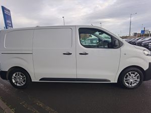 CITROEN DISPATCH 1.5 BLUEHDI MWB (€15,950 INC VAT) - Image 4