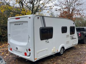 Swift 4 Berth Fixed Bed Lightweight Caravan - Image 4