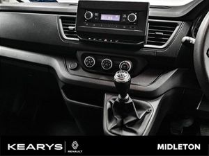 Renault Trafic LL30 BLUE DCI 130 Business. EX VAT - Image 4