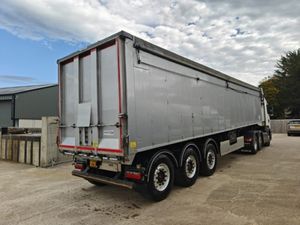 2019 Fruehauf 70cyd Sloper Plankside Tipper - Image 3