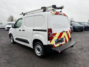 Vauxhall Combo - Image 3