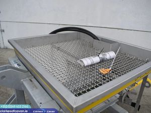 New Logic PSD150T 3-point linkage salt spreader - Image 4