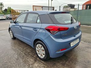 ?€500 OFF"!!! *2018 Hyundai i20 1.3 Petrol  Manual - Image 3