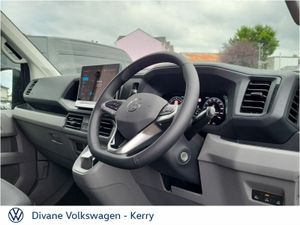 Volkswagen Crafter 4 WHEEL DRIVE AUTOMATIC HIGHLIN - Image 3