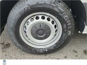 Volkswagen Crafter TRENDLINE 2.0TDI MWB LOW ROOF 1 - Image 4