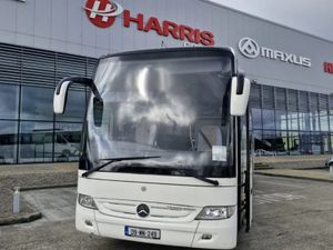 2009 Mercedes-Benz Tourismo - Image 2