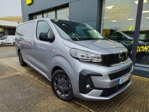 Opel Vivaro Sportive Demo Deal - Image 2