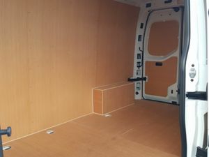 Renault Master LWB ADVANCE ex vat price displayed - Image 4