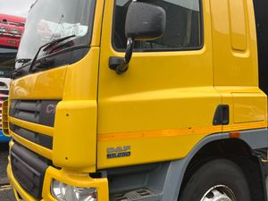 2011 DAF CF65 250HP. 26ft box body. Ref No: 2566 - Image 2