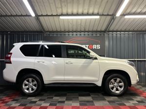 2014 142 Toyota Land Cruiser Low KMS Vat INC - Image 4