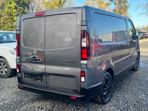 2019 RENAULT TRAFIC SWB SPORT 120BHP - Image 4