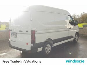 Nissan Interstar L2H2 FWD 150 SV - Image 3