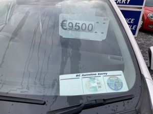 2019 TOYOTA AURIS 1.4 D4D TWO OWNER - Image 4