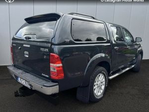 Toyota Hilux 3.0 D-4D INVINC 171BHP D/C 4DR A - Image 4