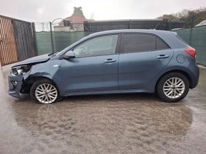 ?€500 OFF.    222 Kia Rio 1.2 Petrol - Image 4