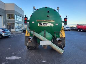 2600gal  Major Tank --Mint! - Image 4