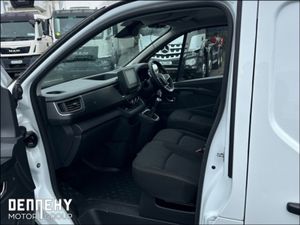 Renault Trafic TRAFIC LL30 BLUE DCI 130 SPORT - Image 4