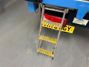 2023 Mercedes-Benz Sprinter Curtain Sider Van - Image 3