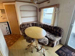 3 bedroom Mobile home rear storage - Image 4