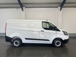 2023 Ford Transit Custom Panel Van - Image 4