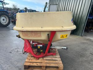 Vicon 1 Tonne Fertiliser Spreader - Image 4
