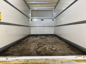 2022 Ford Transit Luton Box Van - Image 3