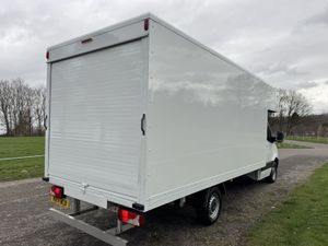 2022 Mercedes-Benz Sprinter Luton Box Van - Image 4