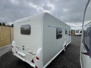 Bailey pursuit 4 berth fixed single beds caravan - Image 4