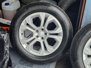 #55 Genuine Landrover 18" Alloys 5X108 - Image 4