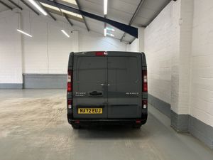 2022 Renault Trafic Panel Van - Image 4