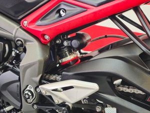 2020 Triumph 675 R - Image 4