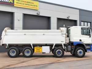 2021 DAF CF450 8X4 ALLOY INSULATED TARMAC TIPPER - Image 4