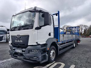 2023 Man TSM 26.330 6x2 with 29.5ft Beavertail - Image 3