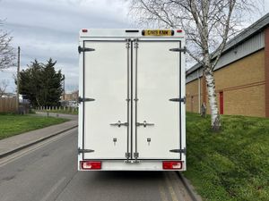 2019 Volkswagen Crafter Luton Box Van - Image 4