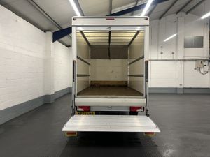 2022 Mercedes-Benz Sprinter Luton Box Van - Image 2