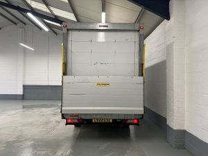 2022 Ford Transit Luton Box Van - Image 4